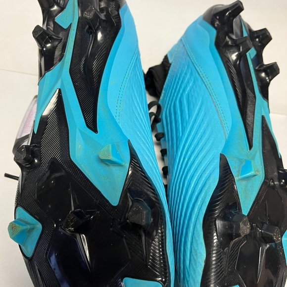 Adidas Predator Soccer shoes (Men's size 10) - Picture 4 of 5